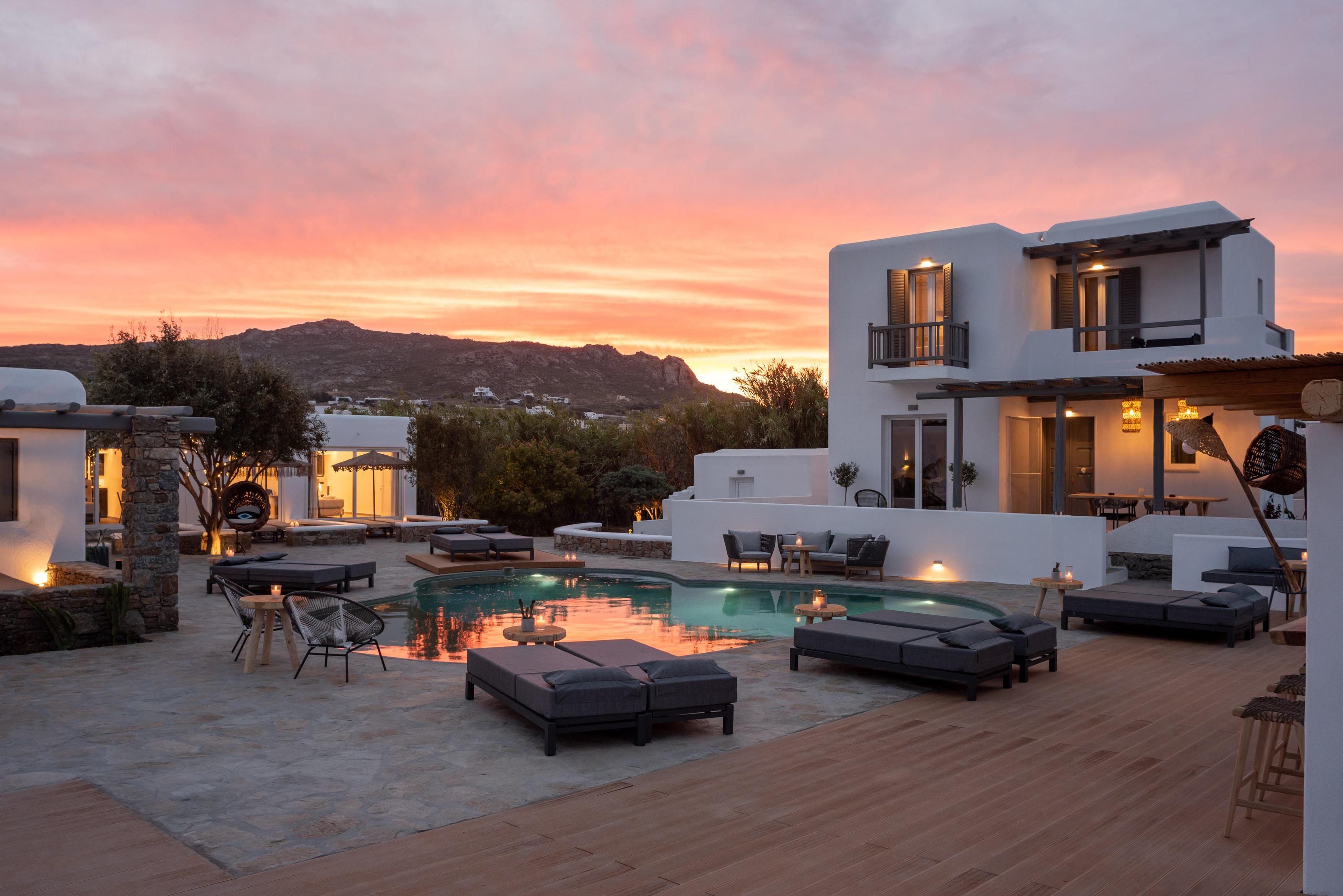 Olive Mykonos Apartahotel 4*