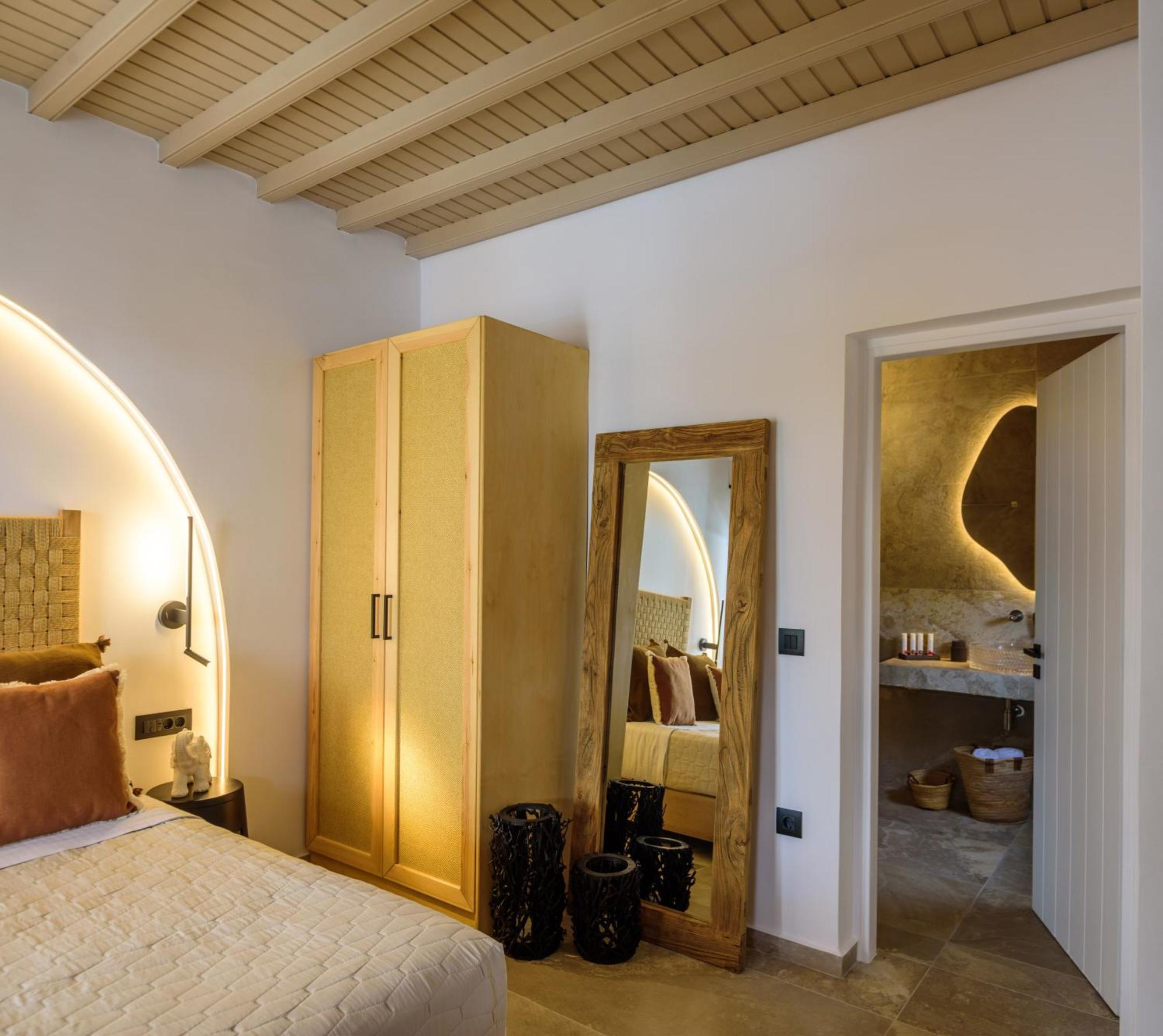 Olive Mykonos Aparthotel 4*